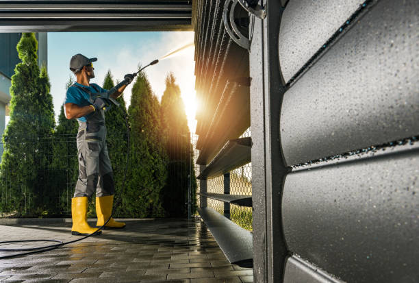 Best Oil Spill Cleanup  in Belleair Bluffs, FL